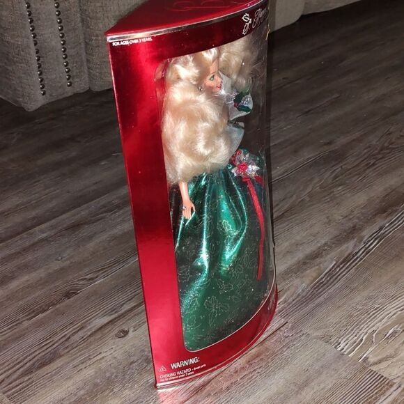 Vintage 1995  Holiday Barbie  Special Edition NIB - Picture 7 of 7